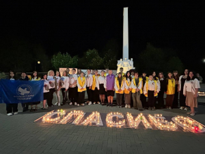 Волонтёры культуры библиотеки приняли участие в международных акциях &laquo;Свеча памяти&raquo; и &laquo;Огненные картины войны&raquo;