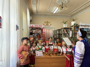 &laquo;Просторная, как Русь, косоворотка&raquo;