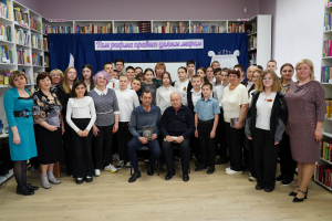 Там рифма правит целым миром