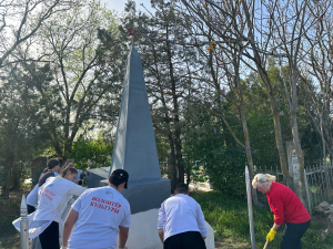 В ПАМЯТНИКАХ НАША ИСТОРИЯ