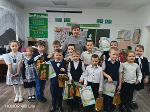 "Аты - баты! Будь солдатом!"